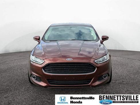Used 2016 Ford Fusion SE w/ Equipment Group 202A image 8