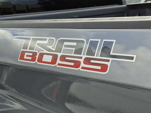 Used 2019 Chevrolet Silverado 1500 Custom Trail Boss w/ Custom Convenience Package image 29