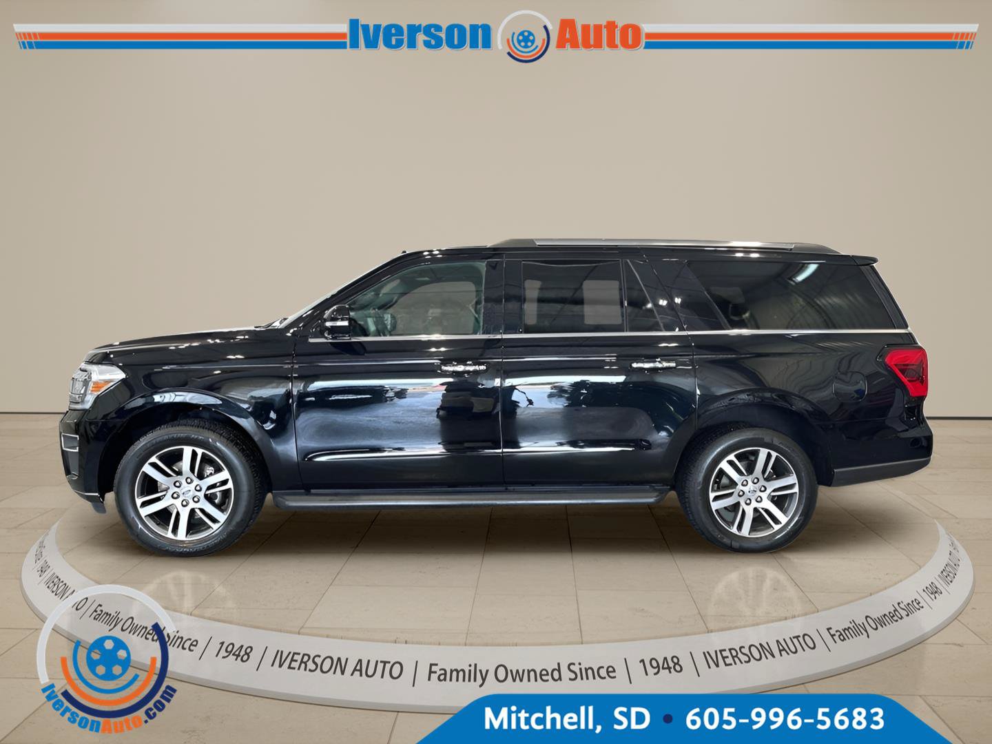 Used 2024 Ford Expedition Max Limited AWD/4WD image 5