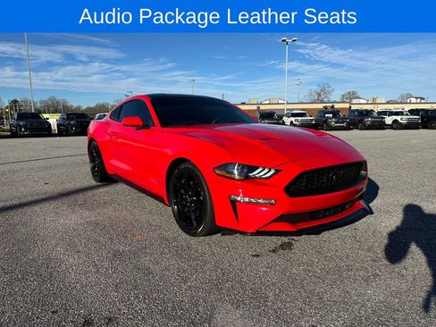 Used 2018 Ford Mustang Coupe w/ Black Accent Pkg image 8
