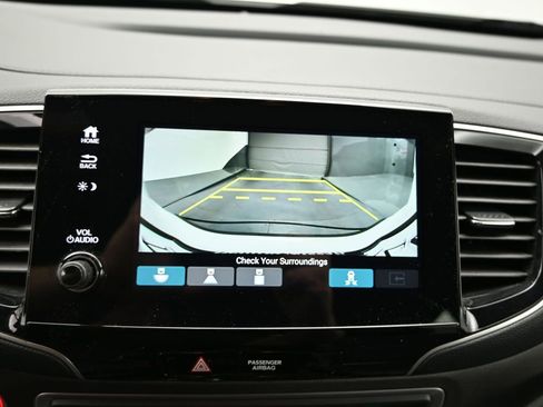 Used 2023 Honda Passport TrailSport image 18