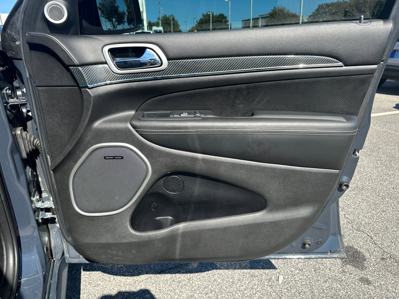 Used 2018 Jeep Grand Cherokee SRT w/ Trailer Tow Group IV AWD/4WD image 14