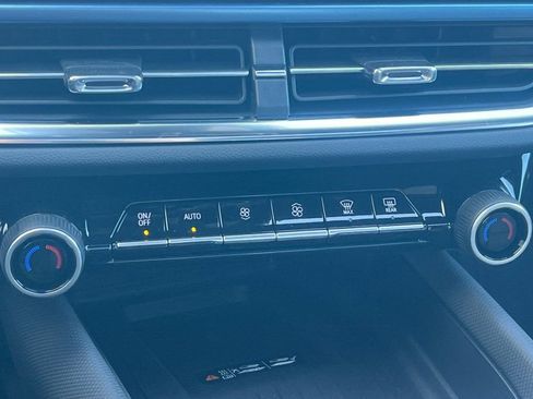 New 2026 Chevrolet Equinox EV LT w/ Convenience Package II FWD image 18