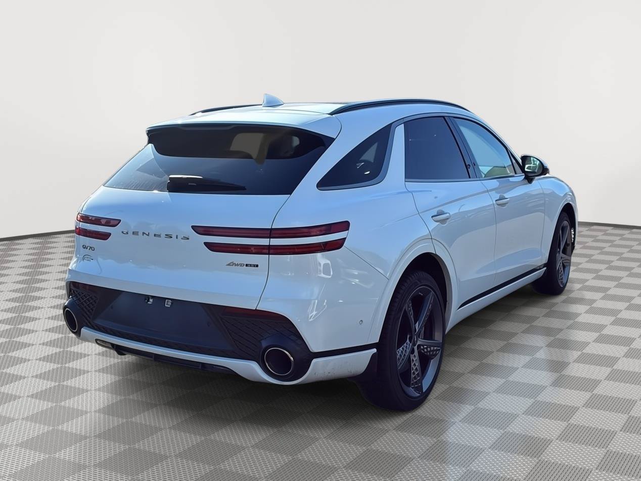Used 2022 Genesis GV70 3.5T Sport w/ Sport Prestige Package AWD/4WD image 5
