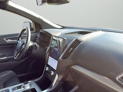 Used 2022 Ford Edge ST image 43