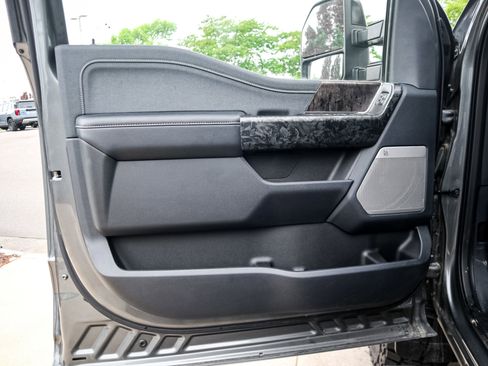 Used 2024 Ford F350 Lariat w/ Lariat Ultimate Package AWD/4WD image 14