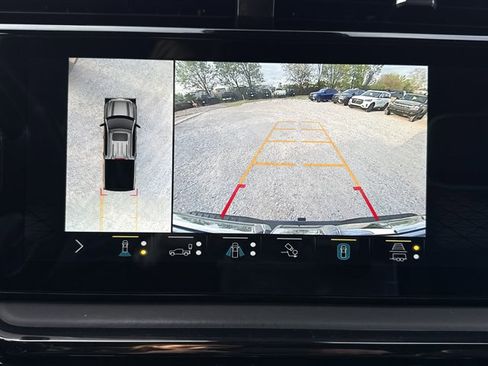 Used 2022 GMC Sierra 1500 AT4X image 5