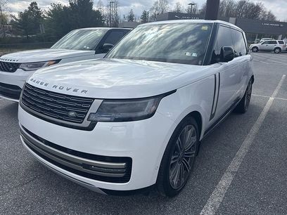 Used 2025 Land Rover Range Rover Long Wheelbase SE