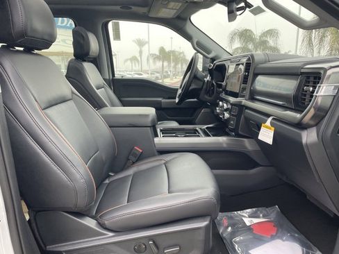 New 2026 Ford F350 Lariat w/ Black Appearance Package image 28