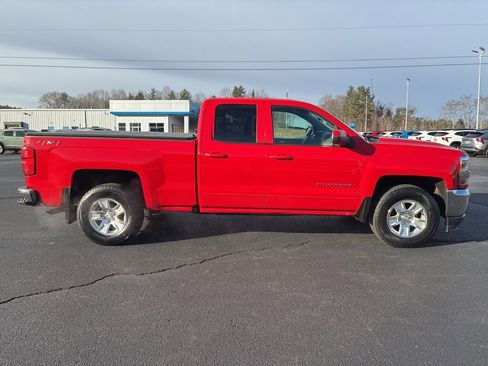 Used 2018 Chevrolet Silverado 1500 LT w/ All Star Edition image 9
