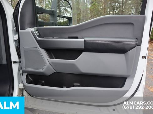 Used 2025 Ford F350 XLT image 25