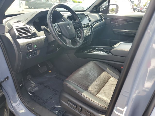 Certified 2024 Honda Ridgeline Black Edition image 18