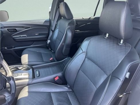 Used 2023 Honda Passport Elite image 15