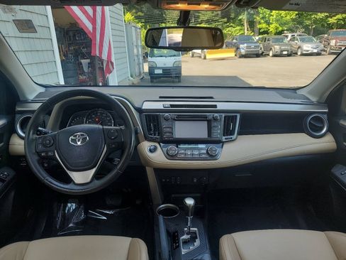Used 2013 Toyota RAV4 Limited AWD/4WD image 14