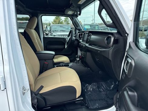 Certified 2023 Jeep Wrangler Unlimited Sport AWD/4WD image 28