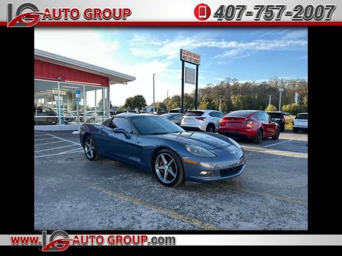 Used 2011 Chevrolet Corvette Coupe w/ 1LT image 1