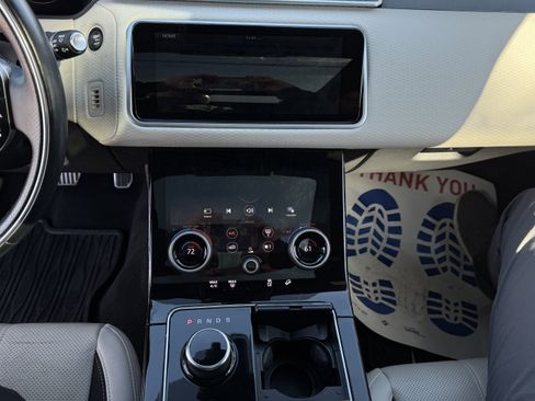 Used 2020 Land Rover Range Rover Velar R-Dynamic S image 20