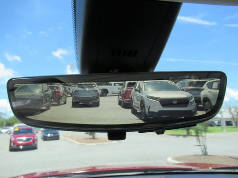 Used 2024 Buick Enclave Premium w/ Experience Buick Package FWD image 30