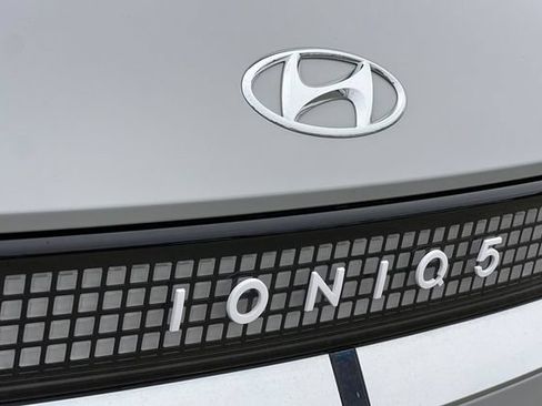 Certified 2024 Hyundai Ioniq 5 Limited RWD image 35