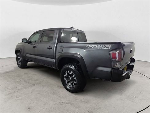 Used 2023 Toyota Tacoma TRD Off-Road image 3