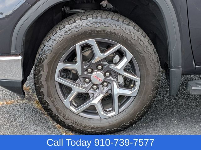 Used 2024 GMC Sierra 1500 SLT w/ SLT Premium Plus Package AWD/4WD image 10