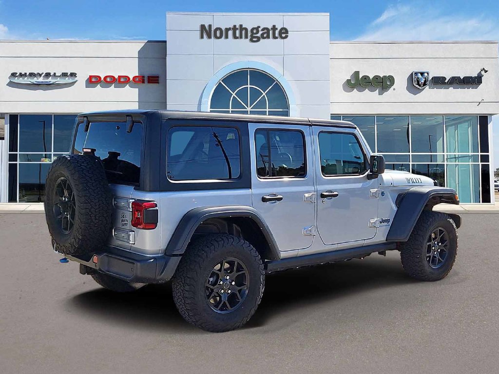 Used 2024 Jeep Wrangler Unlimited AWD/4WD image 4