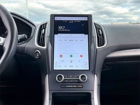 Used 2022 Ford Edge SEL w/ Convenience Package image 17