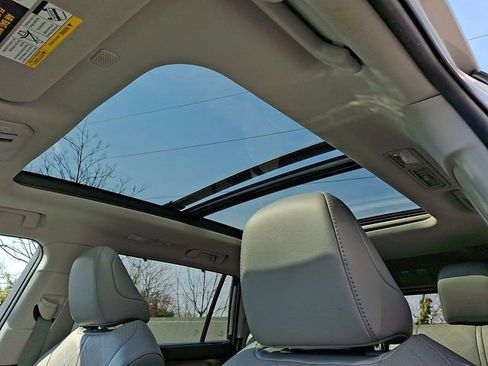 Used 2022 Toyota Highlander Platinum image 15
