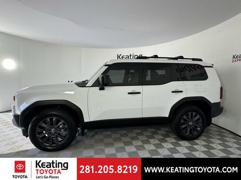 Used 2026 Toyota Land Cruiser w/ Premium Package AWD/4WD image 8