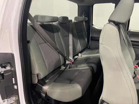 Used 2015 Ford F150 XL image 24