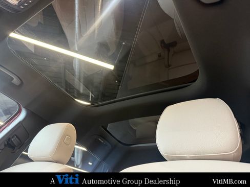 Used 2026 Mercedes-Benz GLB 250 4MATIC image 13