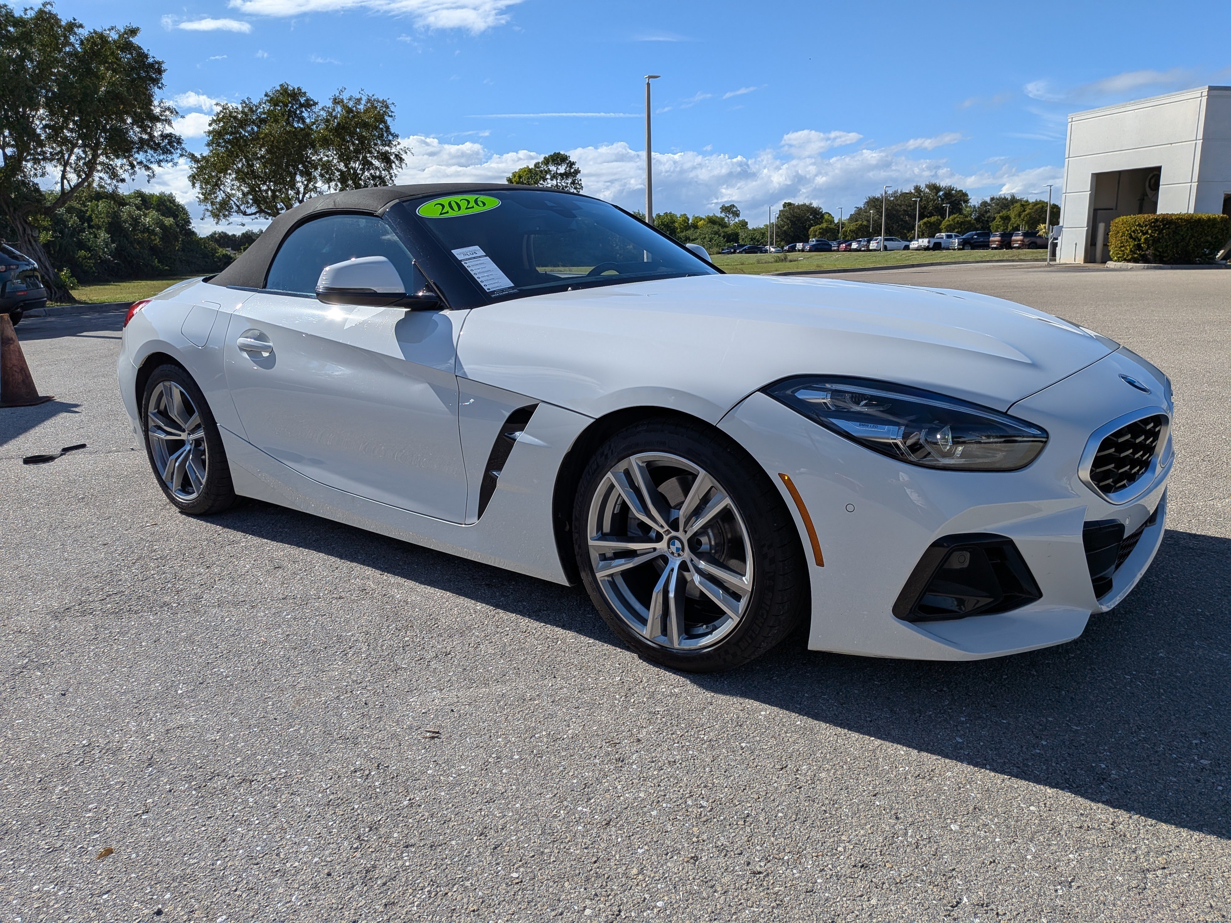 Used 2026 BMW Z4 sDrive30i RWD image 2