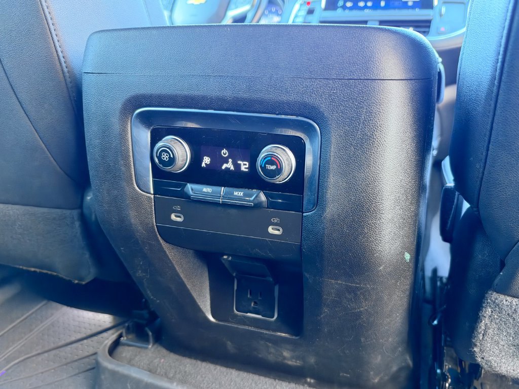 Used 2023 Chevrolet Tahoe LT AWD/4WD image 15