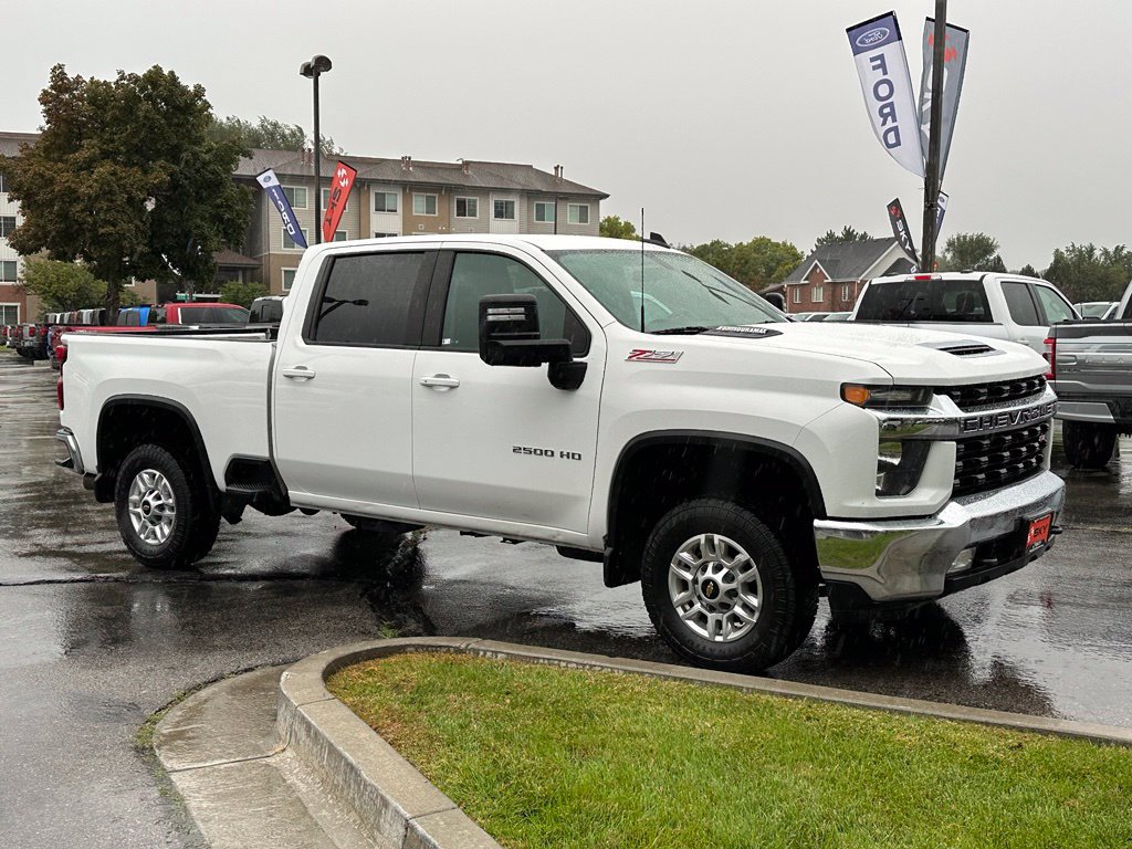 Used 2023 Chevrolet Silverado 2500 LT w/ Convenience Package AWD/4WD image 6