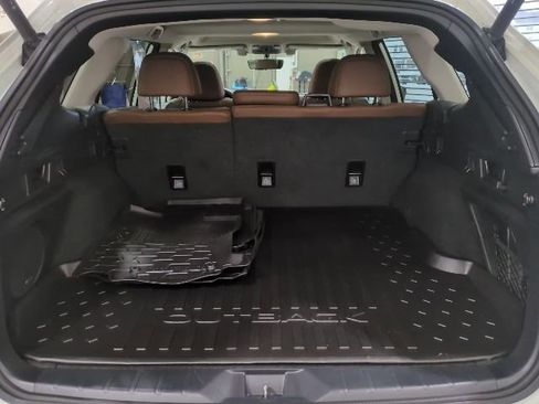Certified 2022 Subaru Outback Touring XT image 12