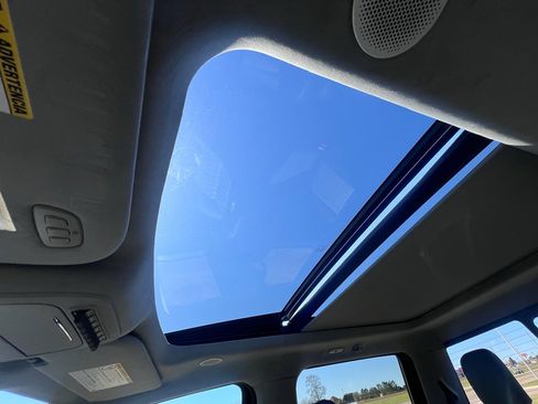 Used 2023 Ford F250 Limited image 26