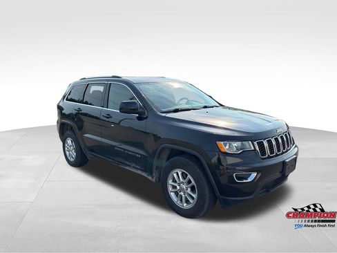 Used 2020 Jeep Grand Cherokee Laredo AWD/4WD image 8