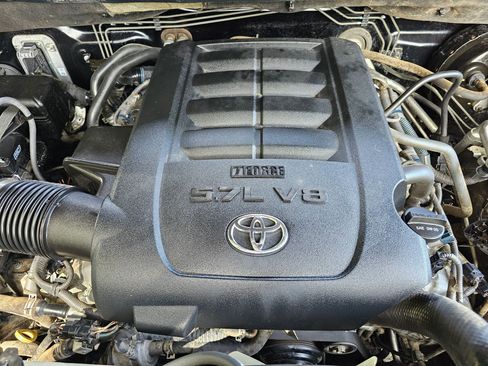 Used 2016 Toyota Tundra Limited image 51