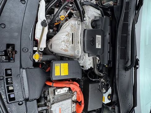 Used 2013 Toyota Camry XLE w/ Leather Pkg image 12