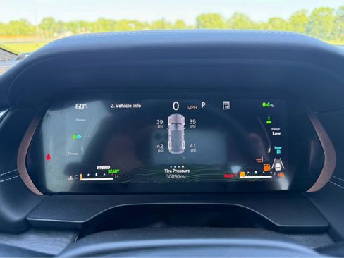 Used 2022 Jeep Grand Cherokee Overland image 25