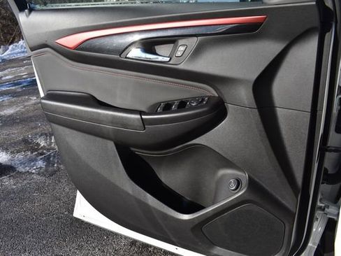 Certified 2024 Chevrolet TrailBlazer RS w/ Convenience Package image 32