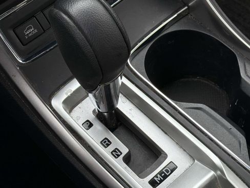 Used 2020 Subaru Ascent Premium w/ Convenience Package image 17