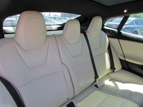 Used 2020 Tesla Model S Long Range Plus AWD/4WD image 31