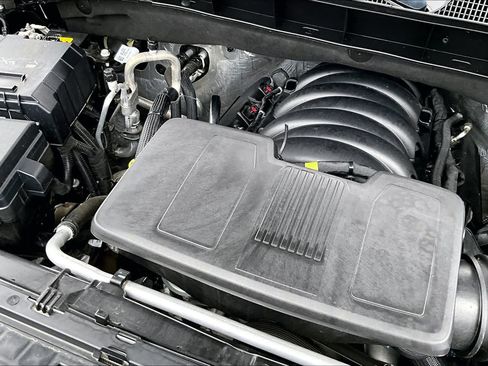 Used 2022 Chevrolet Silverado 1500 RST AWD/4WD image 33