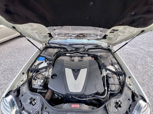 Used 2009 Mercedes-Benz E 320 BlueTEC Sedan image 13