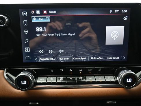 Used 2024 GMC Canyon AT4 w/ Canyon Safety Plus Package image 20