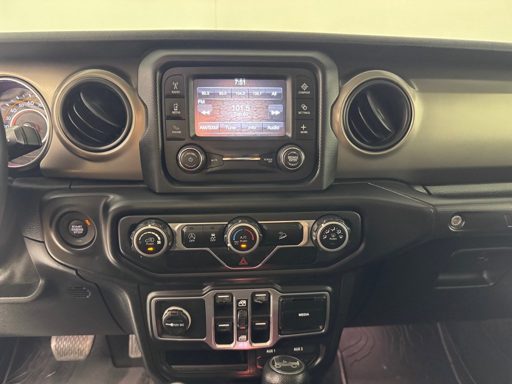 Used 2018 Jeep Wrangler Unlimited Sport S AWD/4WD image 15