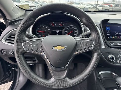 Used 2023 Chevrolet Malibu LT image 17