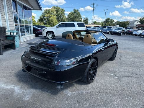 Used 2003 Porsche 911 Carrera 4 image 33