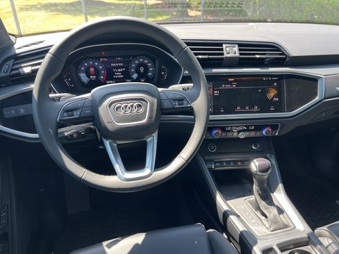 Certified 2025 Audi Q3 2.0T Premium AWD/4WD image 30